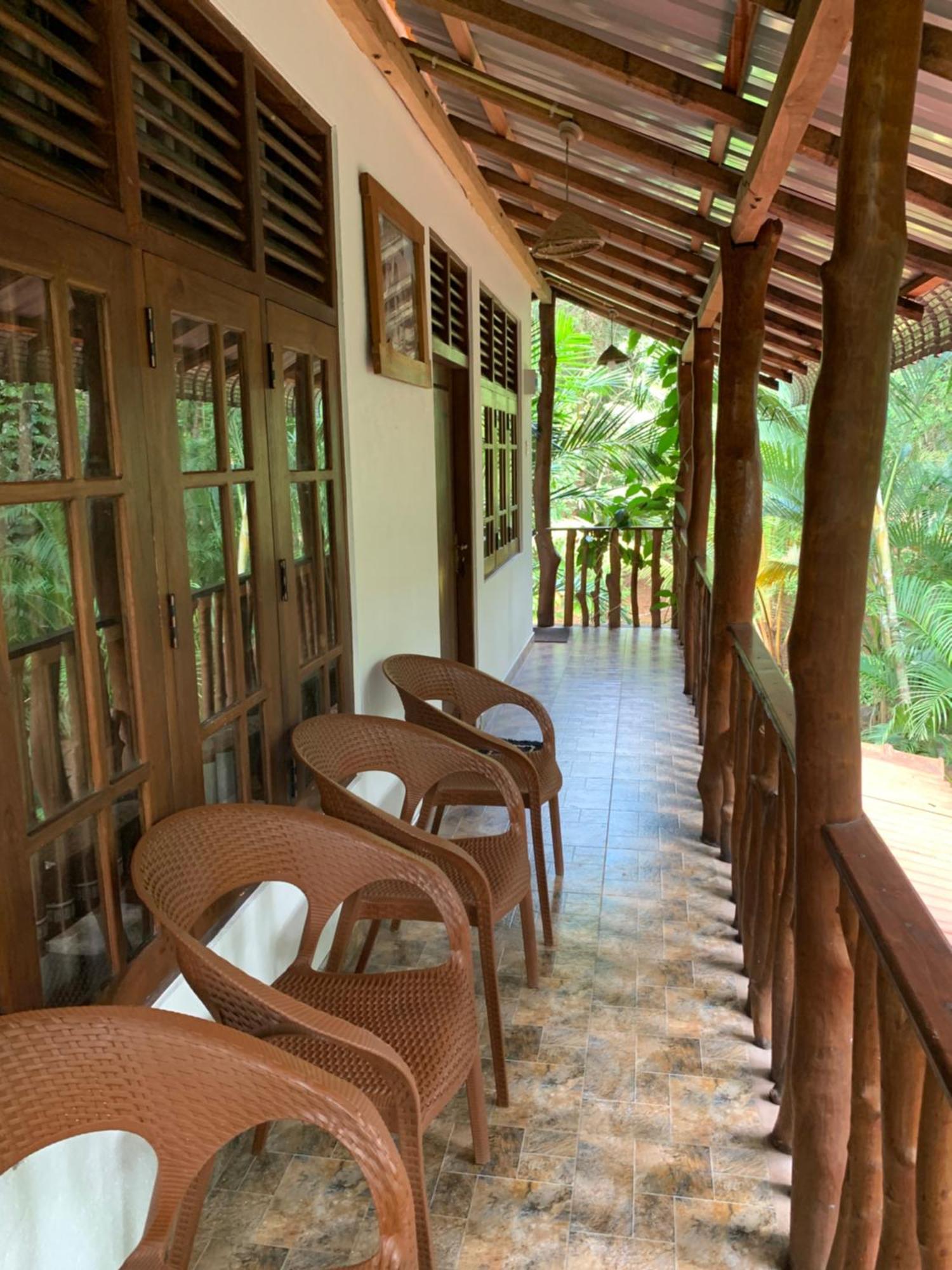 Walawa Blue Sapphire Hotel Udawalawe Luaran gambar