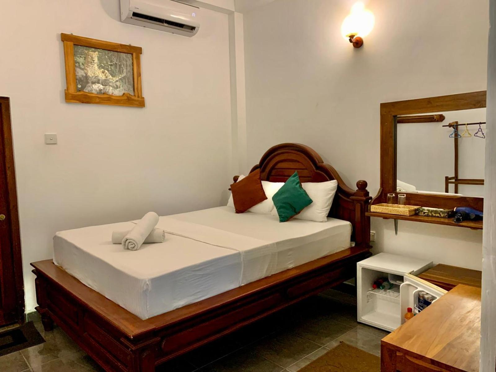 Walawa Blue Sapphire Hotel Udawalawe Luaran gambar